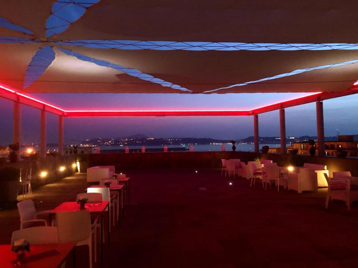 Hotel Terme Neronensis Pozzuoli Buitenkant foto